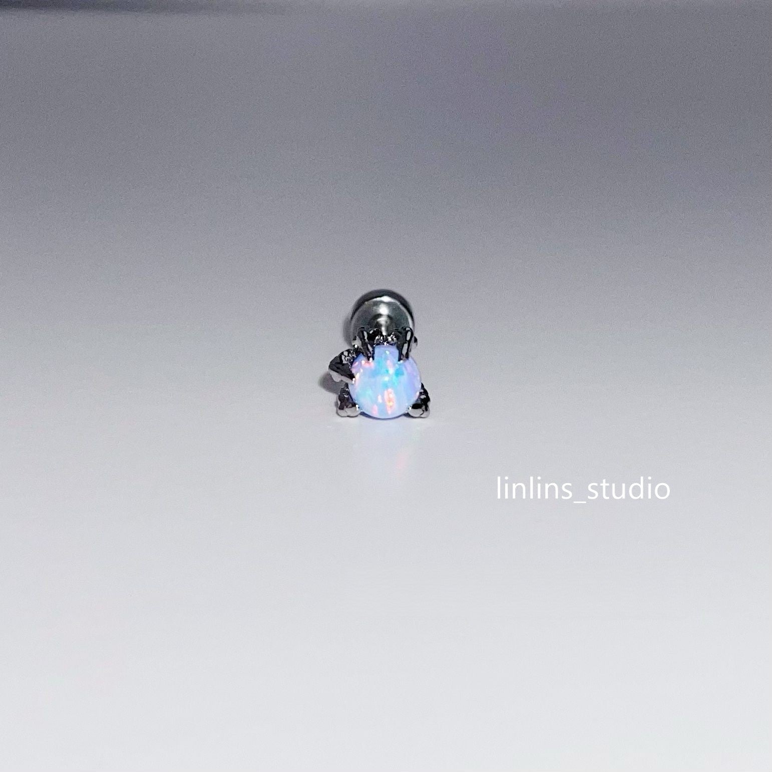 🌟 Dragon Claw Opal Tragus Stud | Hypoallergenic Sleep-Friendly Piercing ✨