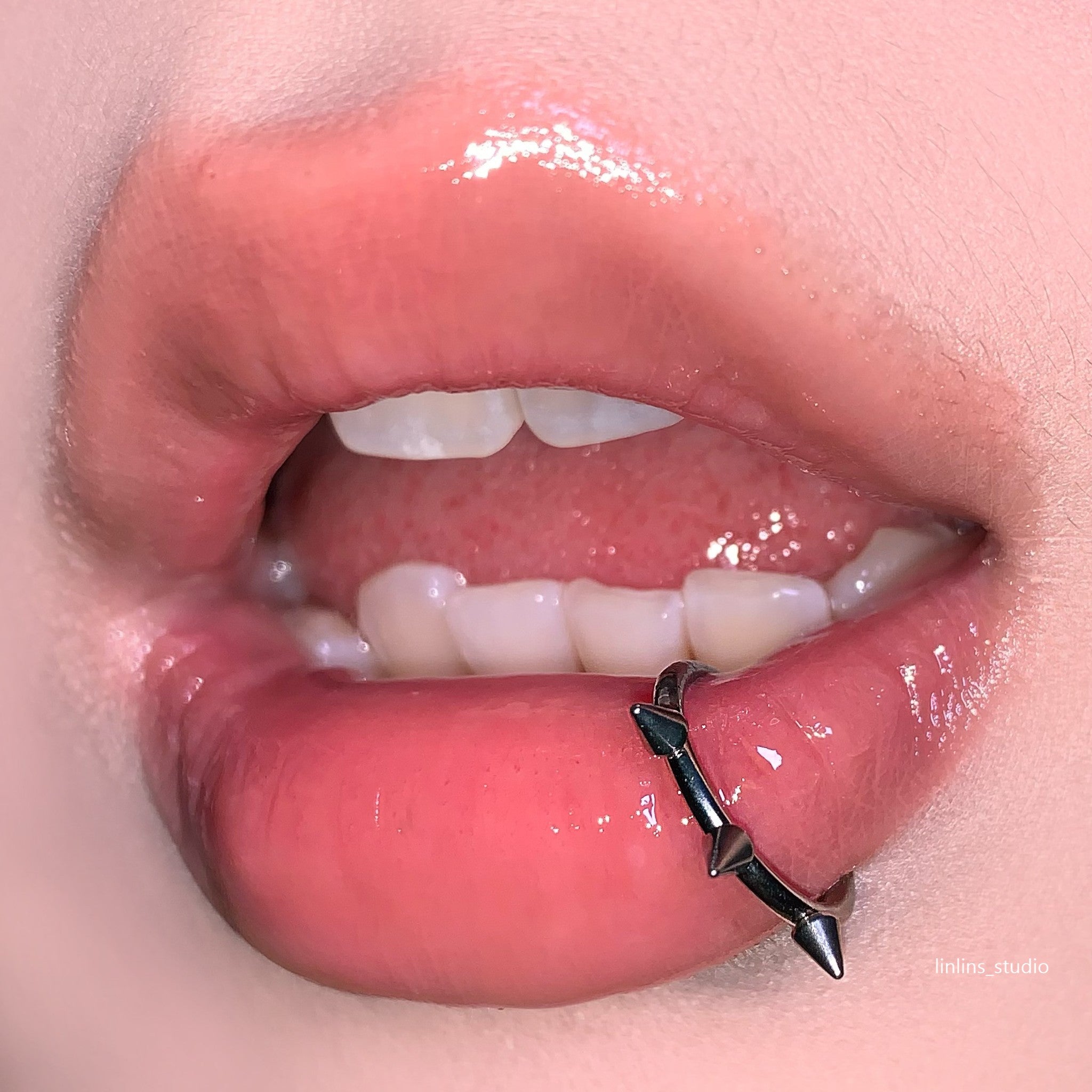 🌟 Sweet Wolf Fang & Seamless Ring Lip/Septum Jewelry Set ✨