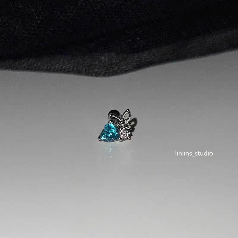 🌟 Azure Dream: Sweet & Cool Blue Titanium Steel Ear Cartilage Studs ✨