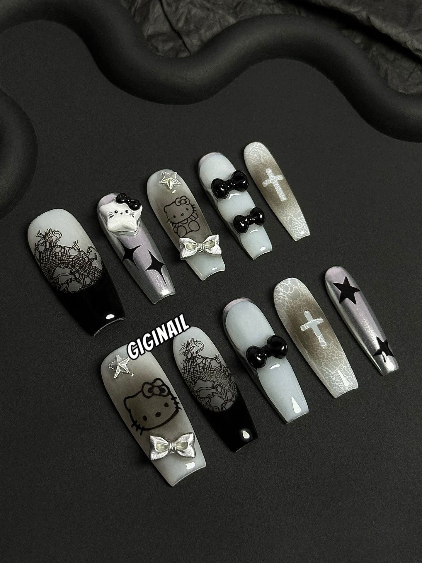 🖤🤍🖤 No. 1588