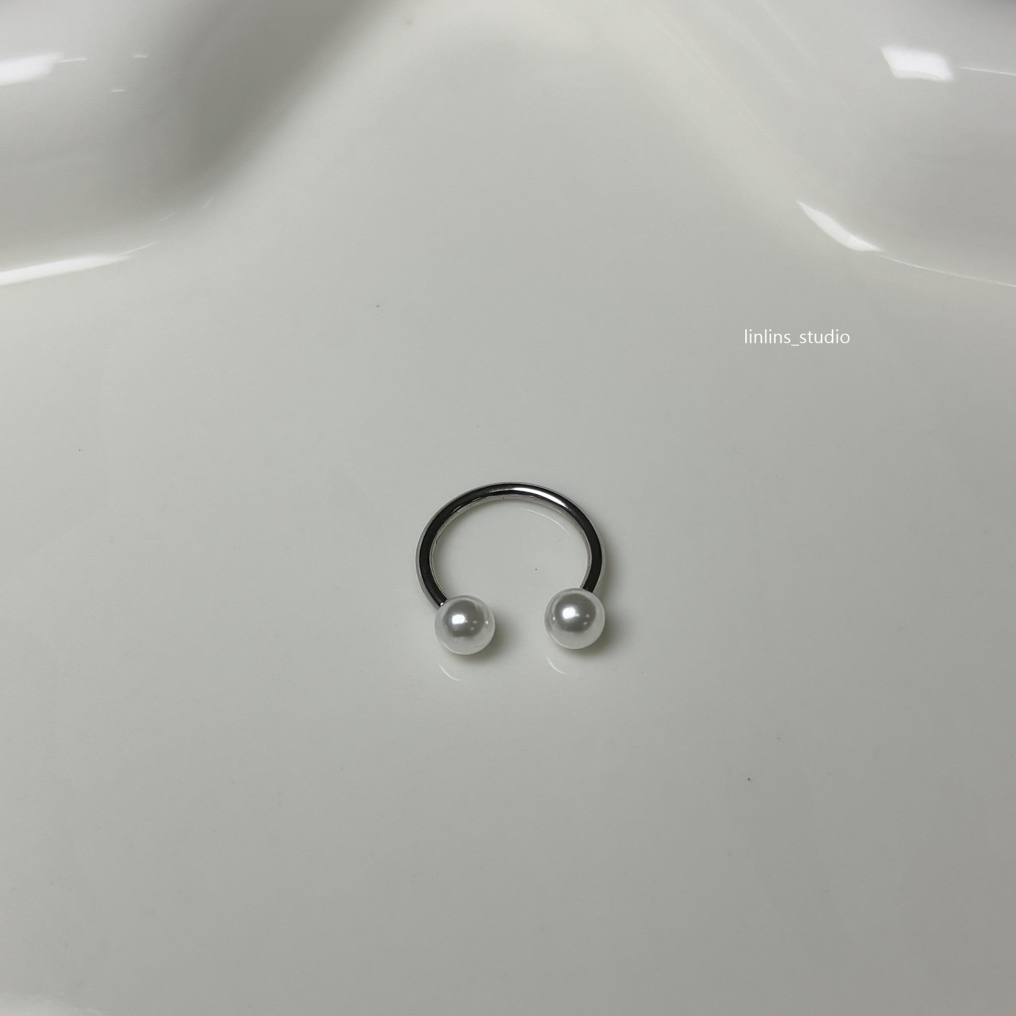 🌟 Sweet Acrylic Pearl Lip Ring & Titanium Steel Horse-shoe/C-Ring Set ✨