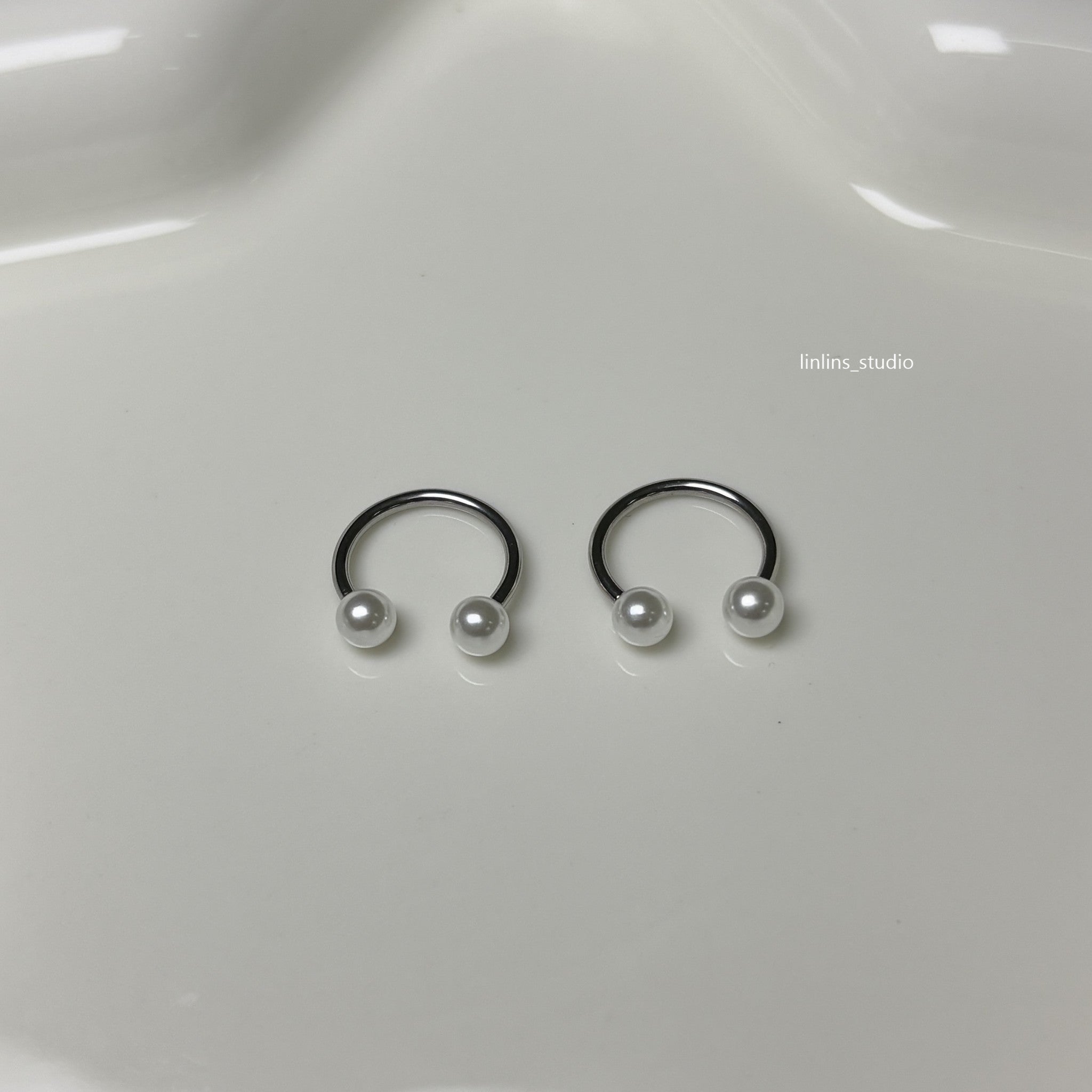 🌟 Sweet Acrylic Pearl Lip Ring & Titanium Steel Horse-shoe/C-Ring Set ✨