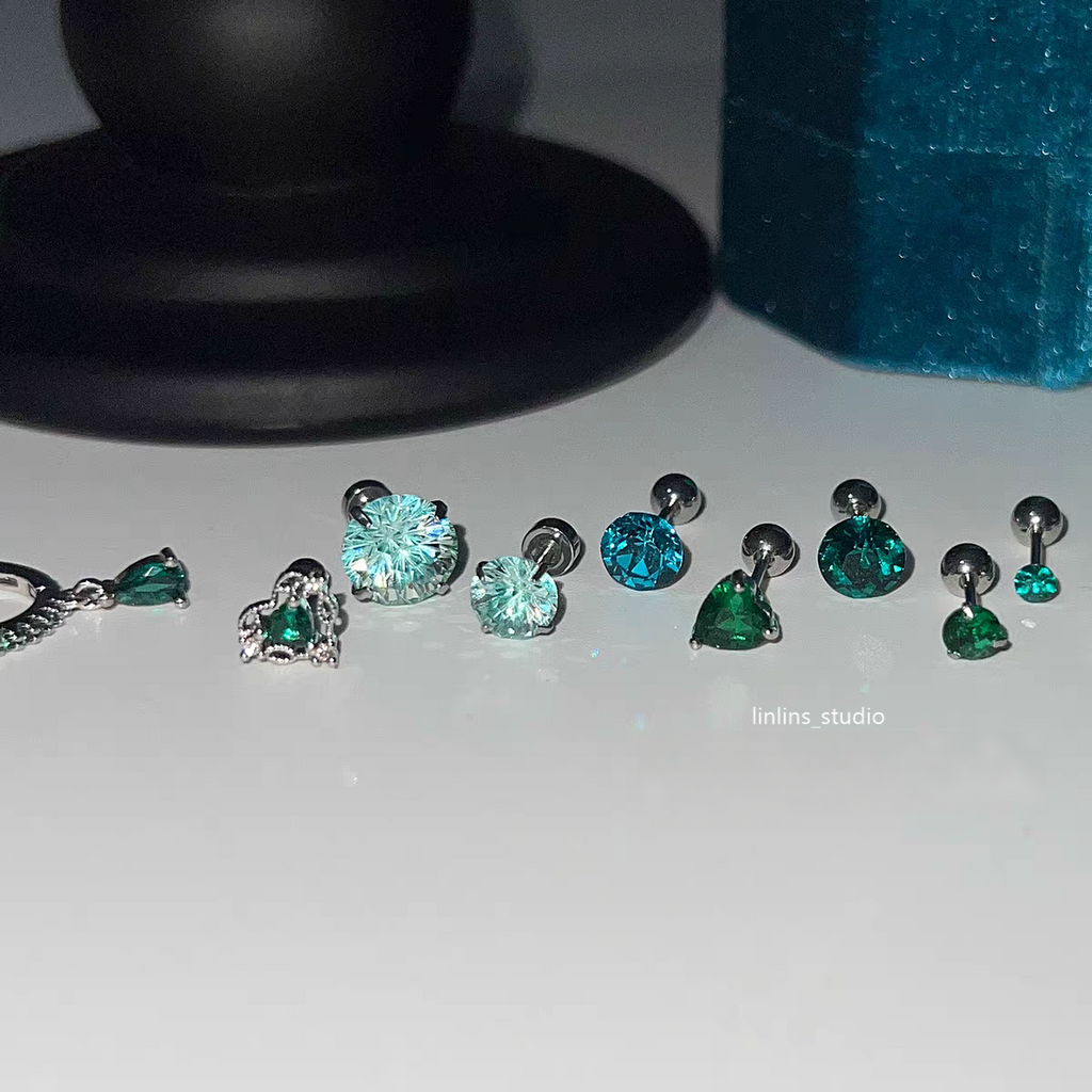 🌟 Green Firework Sparkle: Cartilage & Snug Stud Collection 🌟