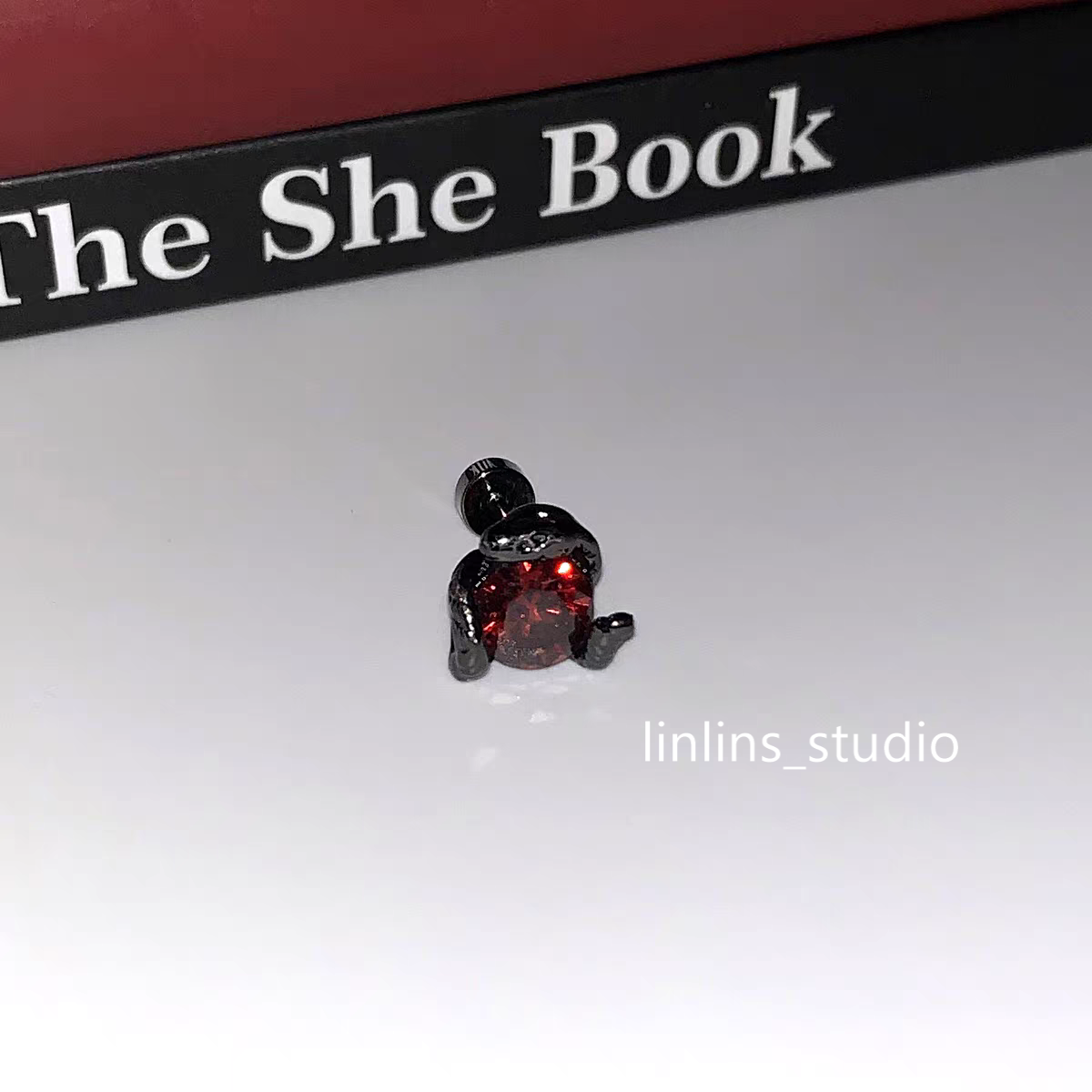 🌟 Gothic Raven Feather Ear Cuff | Black Titanium Steel with Red Zirconia ✨