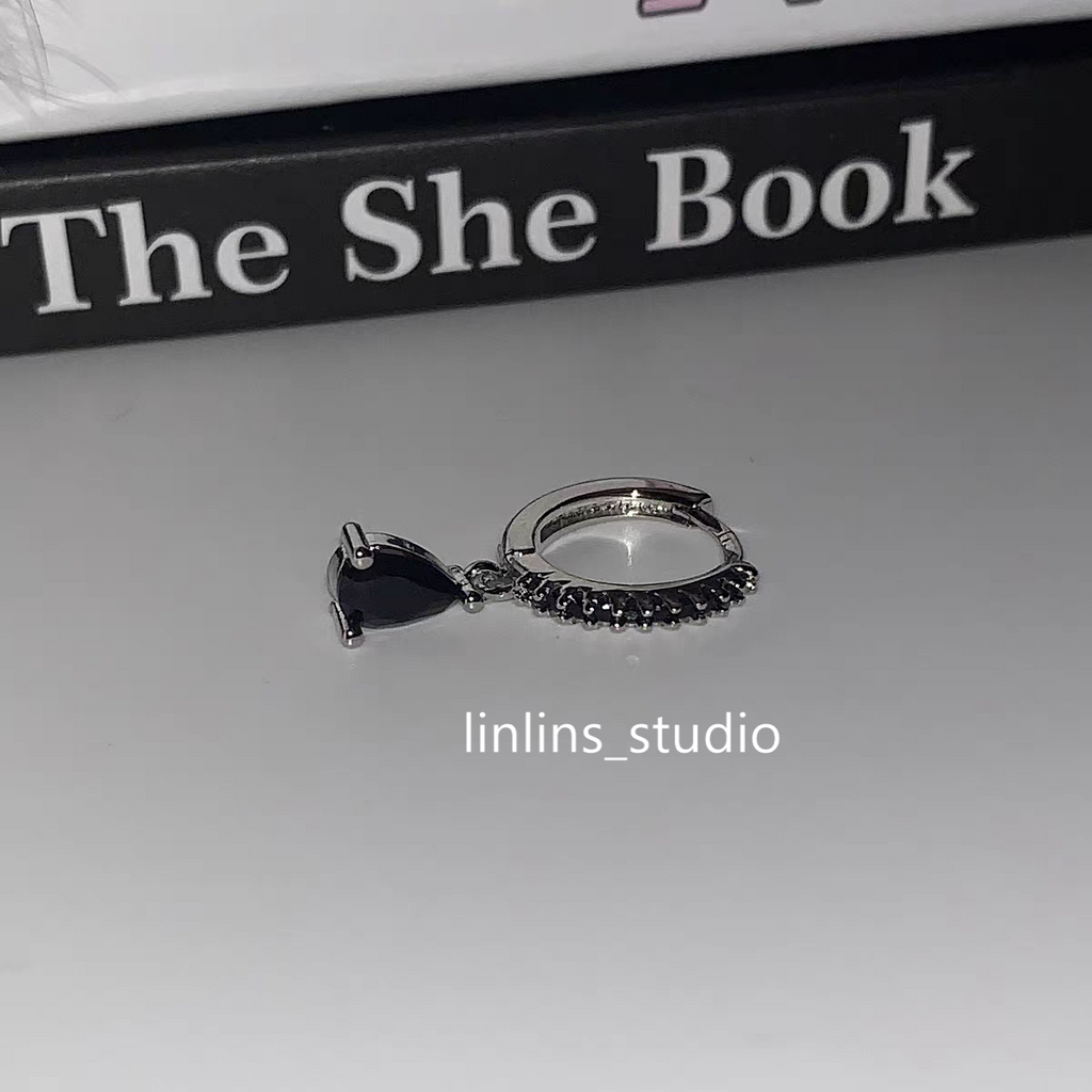 🌟 Dark Heart Ear Climber | Enamel Drip Titanium Steel | Gothic Sweet-Edge Piercing Set ✨