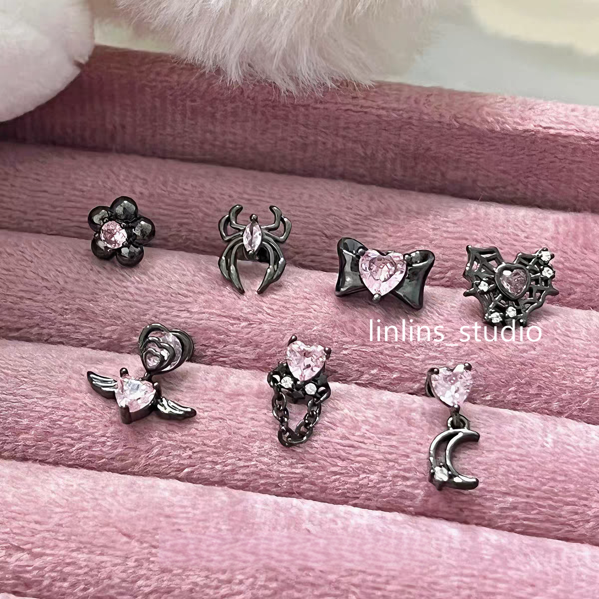 🌟 Black & Pink Zircon Ear Climber | Hypoallergenic No-Remove Design ✨